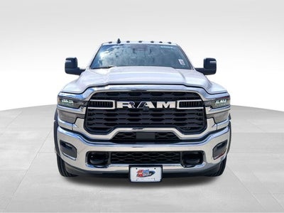 2026 RAM Ram 5500 Chassis Cab RAM 5500 TRADESMAN CHASSIS CREW CAB 4X4 60' CA