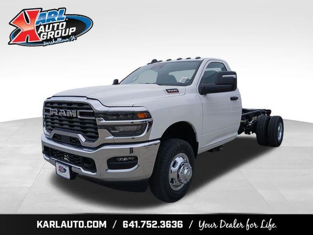 2026 RAM 3500 Chassis Cab TRADESMAN CHASSIS REGULAR CAB 4X4 84' CA