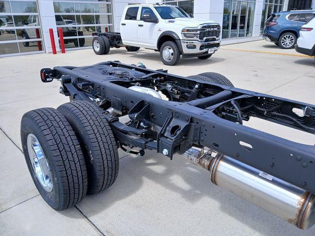 2026 RAM 3500 Chassis RAM 3500 TRADESMAN CHASSIS REGULAR CAB 4X4 84' CA