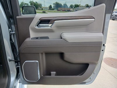 2026 GMC Sierra 1500 Crew Cab, Short Bed, SLT, 4WD