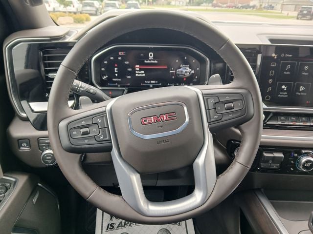 2026 GMC Sierra 1500 Crew Cab, Short Bed, SLT, 4WD