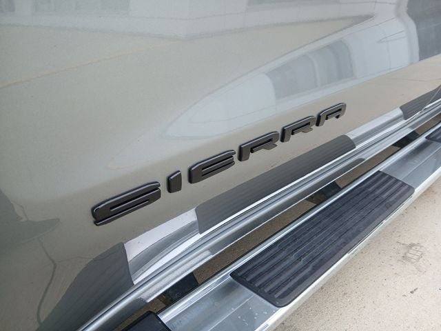 2026 GMC Sierra 1500 Crew Cab, Short Bed, SLT, 4WD