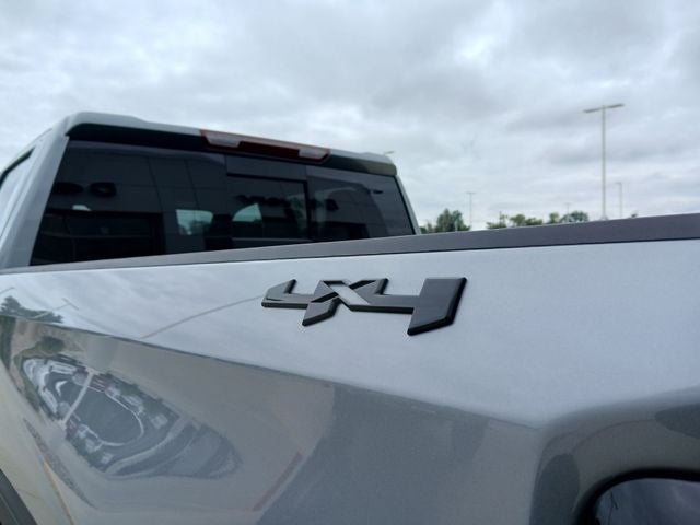 2026 GMC Sierra 1500 Crew Cab, Short Bed, SLT, 4WD