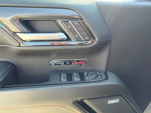 2024 GMC Sierra 1500 4WD Crew Cab Standard Box AT4