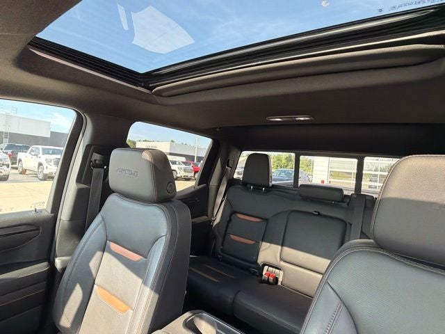 2024 GMC Sierra 1500 4WD Crew Cab Standard Box AT4