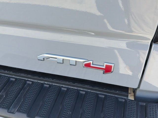 2024 GMC Sierra 1500 4WD Crew Cab Standard Box AT4