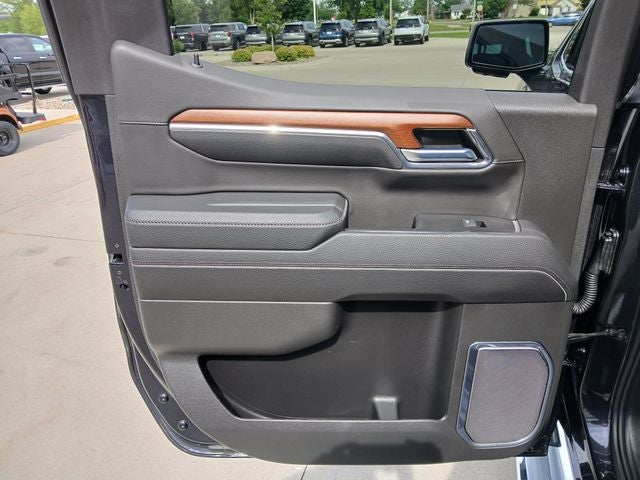 2023 GMC Sierra 1500 4WD Crew Cab Short Box Denali