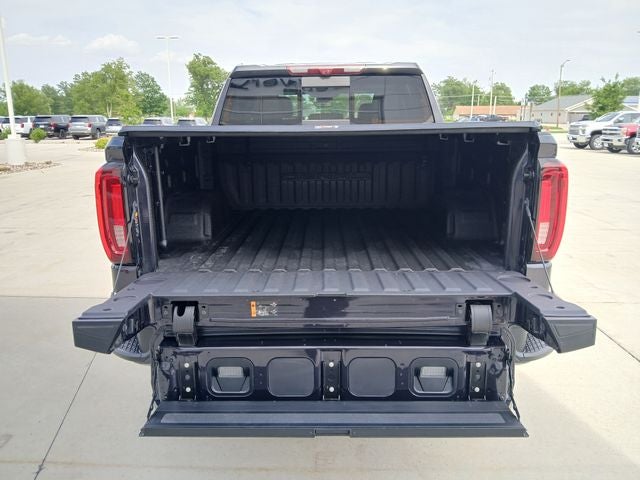 2023 GMC Sierra 1500 4WD Crew Cab Short Box Denali