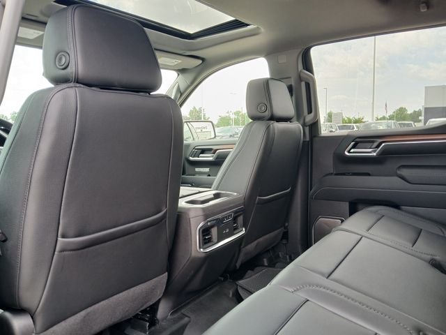 2025 GMC Sierra 1500 4WD Crew Cab Short Box Denali