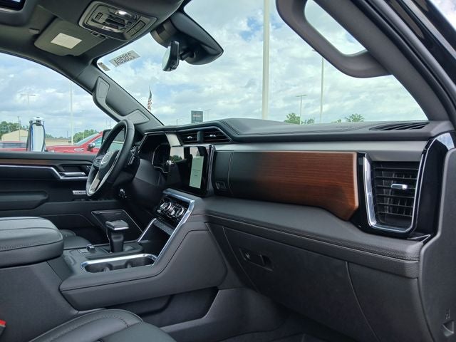 2025 GMC Sierra 1500 4WD Crew Cab Short Box Denali