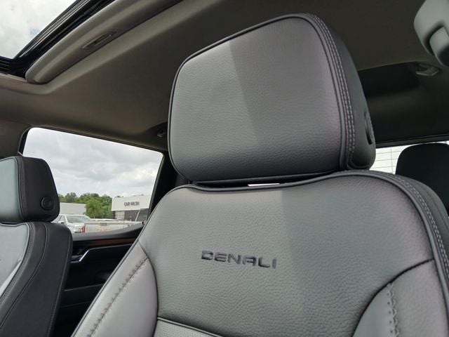 2025 GMC Sierra 1500 4WD Crew Cab Short Box Denali
