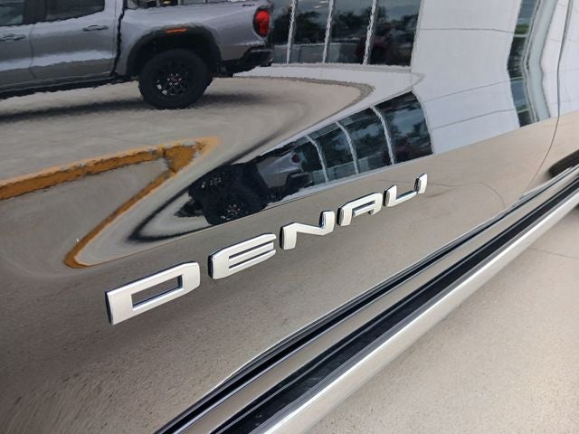 2025 GMC Sierra 1500 4WD Crew Cab Short Box Denali