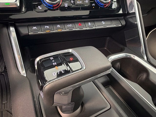 2025 GMC Sierra 1500 4WD Crew Cab Short Box Denali