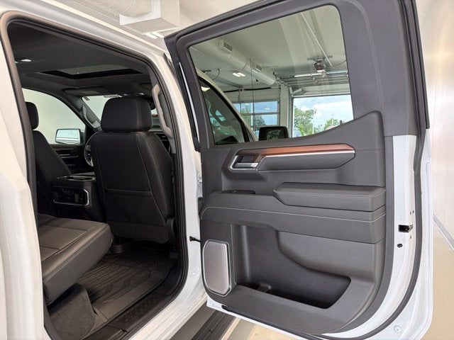 2025 GMC Sierra 1500 4WD Crew Cab Short Box Denali