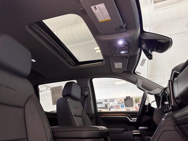 2025 GMC Sierra 1500 4WD Crew Cab Short Box Denali