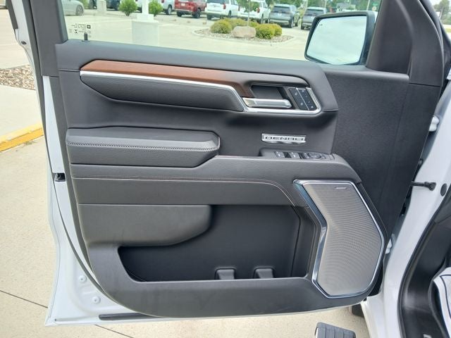 2024 GMC Sierra 1500 4WD Crew Cab Short Box Denali