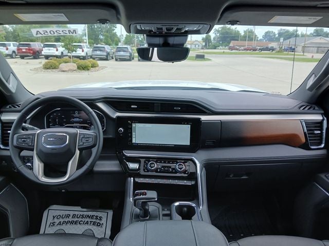 2024 GMC Sierra 1500 4WD Crew Cab Short Box Denali