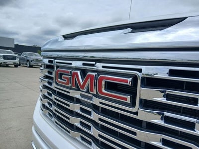 2024 GMC Sierra 1500 4WD Crew Cab Short Box Denali