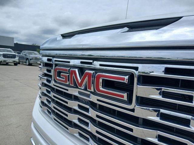 2024 GMC Sierra 1500 4WD Crew Cab Short Box Denali