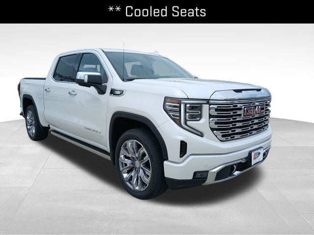 2024 GMC Sierra 1500 4WD Crew Cab Short Box Denali