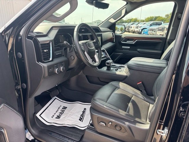 2023 GMC Sierra 1500 4WD Crew Cab Short Box Denali
