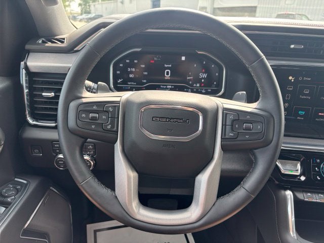 2023 GMC Sierra 1500 4WD Crew Cab Short Box Denali
