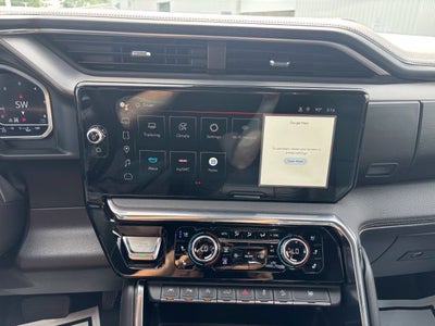 2023 GMC Sierra 1500 4WD Crew Cab Short Box Denali