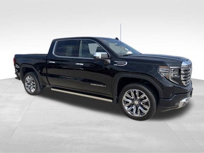 2023 GMC Sierra 1500 4WD Crew Cab Short Box Denali