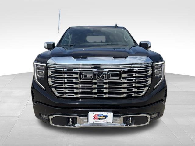 2023 GMC Sierra 1500 4WD Crew Cab Short Box Denali