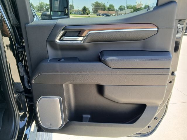 2024 GMC Sierra 1500 4WD Crew Cab Short Box Denali