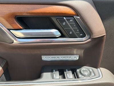 2022 GMC Sierra 1500 4WD Crew Cab Standard Box Denali