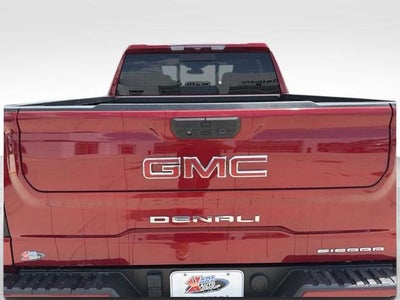 2022 GMC Sierra 1500 4WD Crew Cab Standard Box Denali