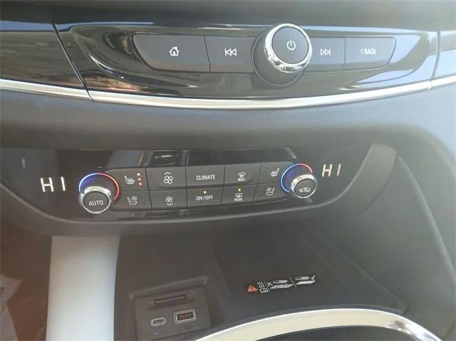 2023 Buick Enclave Premium AWD