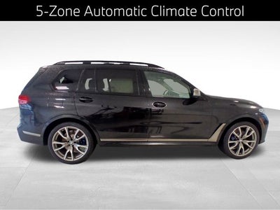 2022 BMW X7 M50i