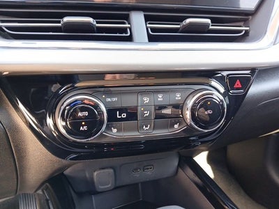 2025 Chevrolet Trax FWD LT