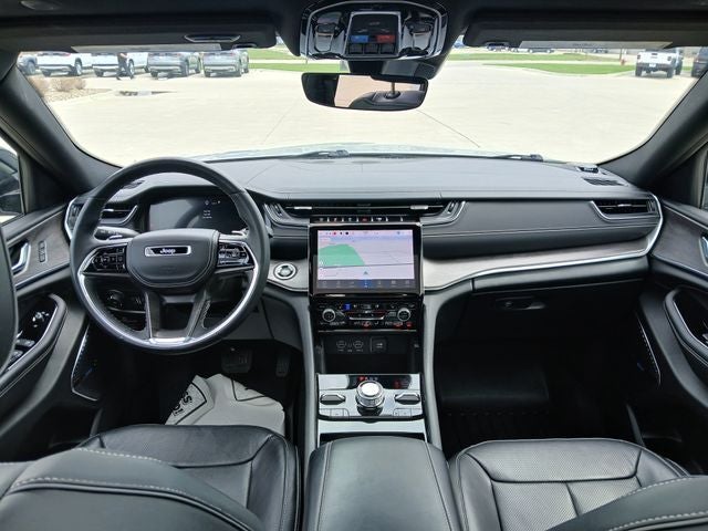 2022 Jeep Grand Cherokee Overland