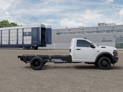2027 RAM Ram 5500 Chassis Cab RAM 5500 TRADESMAN CHASSIS REGULAR CAB 4X4 84' CA