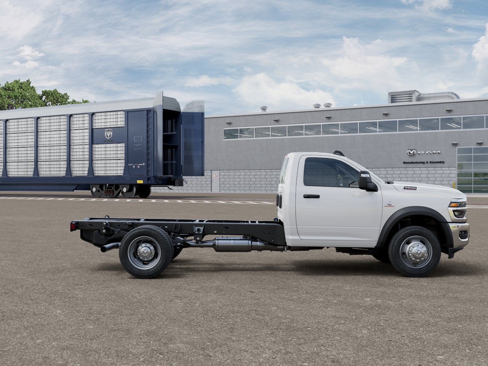 2027 RAM Ram 5500 Chassis Cab RAM 5500 TRADESMAN CHASSIS REGULAR CAB 4X4 84' CA